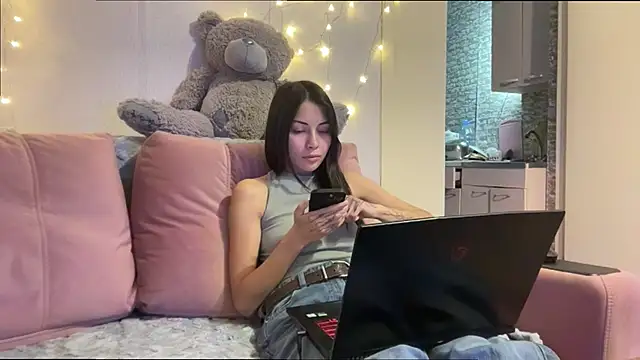 KatiKate online show from September 21, 5:00 pm