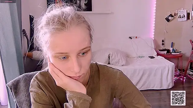 KatiKate online show from September 9, 11:10 am