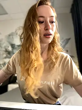  AngelMoon  online show from September 16, 4:09 am