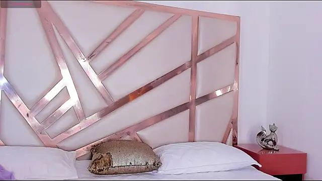 Carolina Evanss online show from October 1, 11:48 am