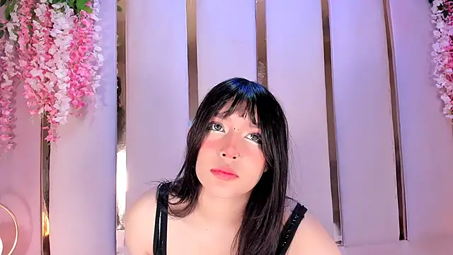 Parismorelli1 online show from October 10, 5:45 am