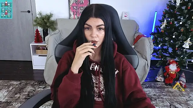 Tiffany lab online show from January 10, 10:42 am