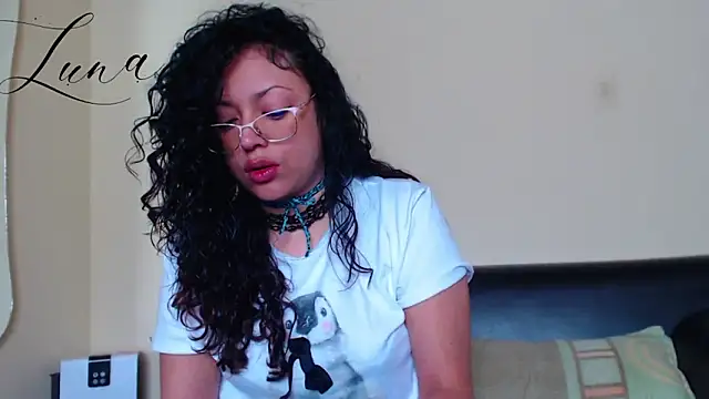 Lunavega1 online show from February 25, 5:55 pm