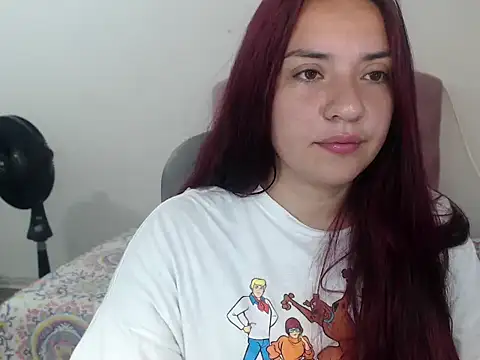 nicoll crazzy online show from January 9, 2:43 pm