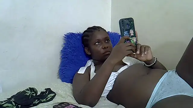 Harrisamor online show from April 5, 6:40 pm