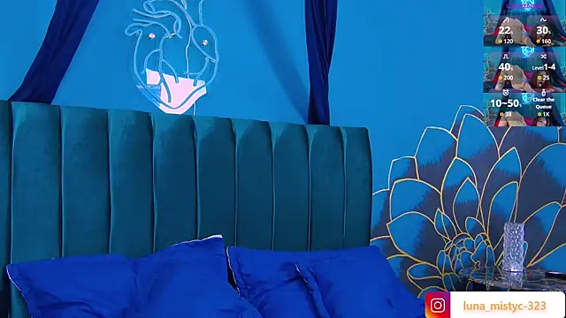 Lunamistyc online show from April 1, 8:06 pm