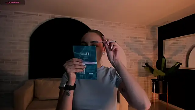 KaiaFerreira online show from February 19, 8:18 pm