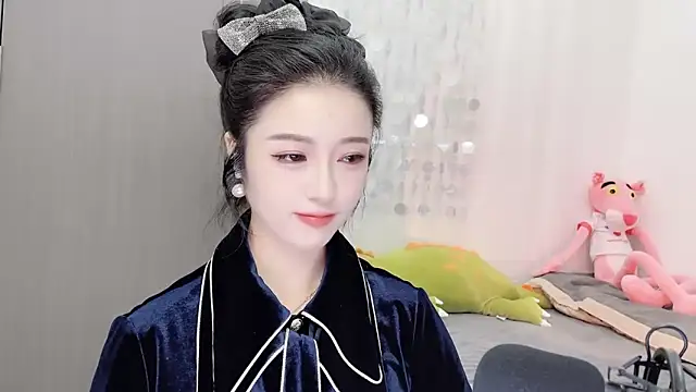 starsqimei online show from December 2, 5:42 am