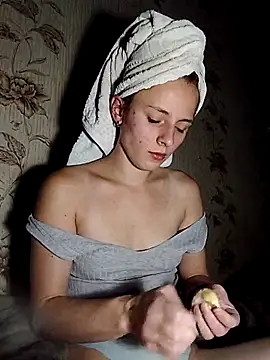 -bey bi Start online show from October 9, 10:03 pm