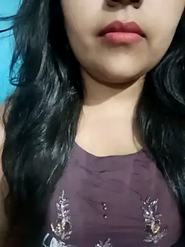 Love-Veronica online show from May 12, 6:14 pm