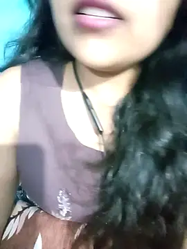 Love-Veronica online show from May 10, 7:27 pm