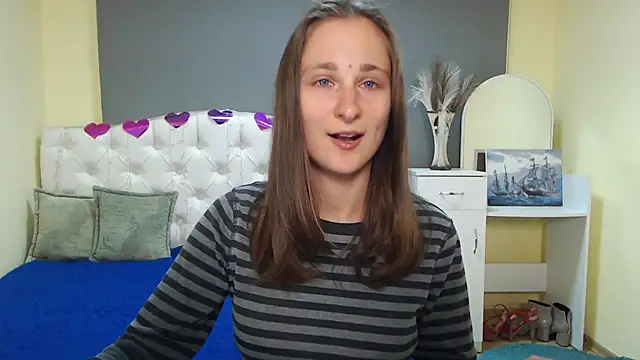 MichelLeee online show from October 1, 11:37 am