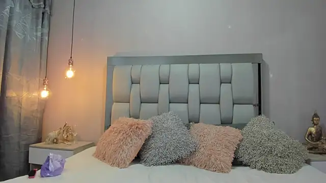 AshleyHill2 online show from October 21, 3:21 am