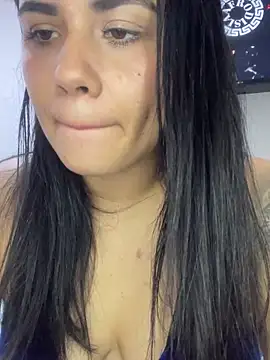 Leyna Kenet online show from January 17, 11:34 pm