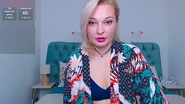 Milena candyy online show from December 2, 8:16 am