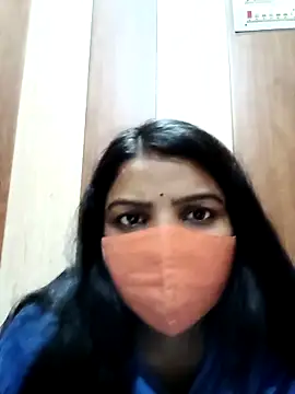 Chahat Pandey online show from February 9, 5:04 pm