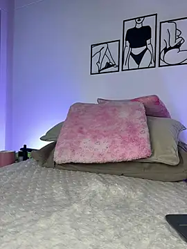 ellie mcdonald online show from July 10, 11:37 pm