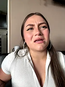 cherry coper online show from September 20, 1:31 pm