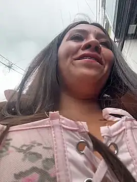 LIZ-06  online show from April 10, 4:13 pm