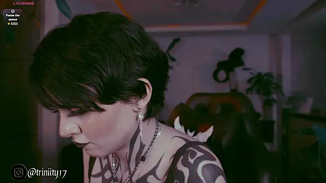 Trinity   s online show from December 19, 10:35 pm