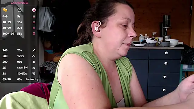 KasiaPrivat online show from November 16, 12:05 pm