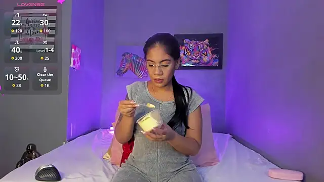 PammelaRoss1 online show from November 29, 5:06 pm