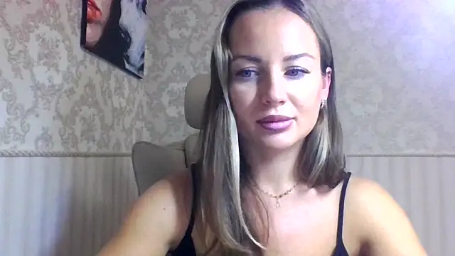 jennifer838 online show from September 19, 7:02 pm