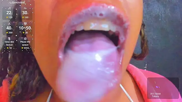 KamariaFyre online show from November 12, 10:57 am