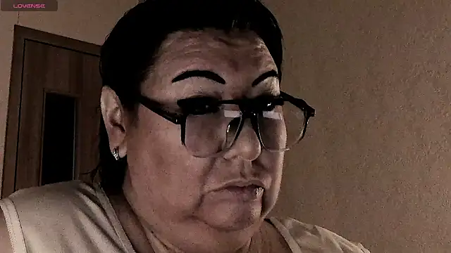 SexxyDreams1 online show from April 14, 12:54 am