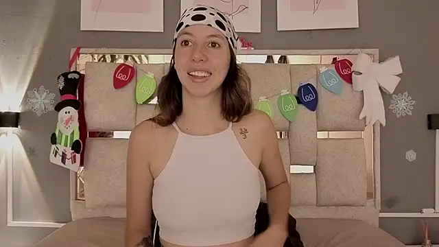 jolie lov online show from November 29, 2:10 pm