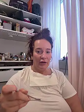 Engel mia online show from January 17, 1:07 pm