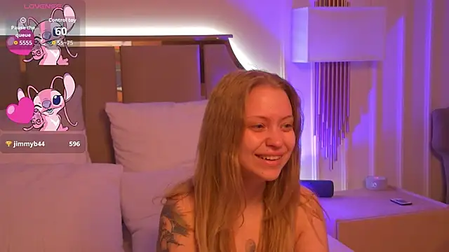 DorisHell online show from October 31, 4:14 am