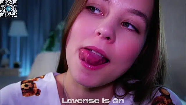 FalineDowlen online show from November 15, 2:56 am