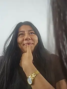 CarlaAlvez online show from April 23, 8:44 pm