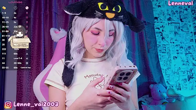 Lenneval1 online show from November 22, 3:09 am