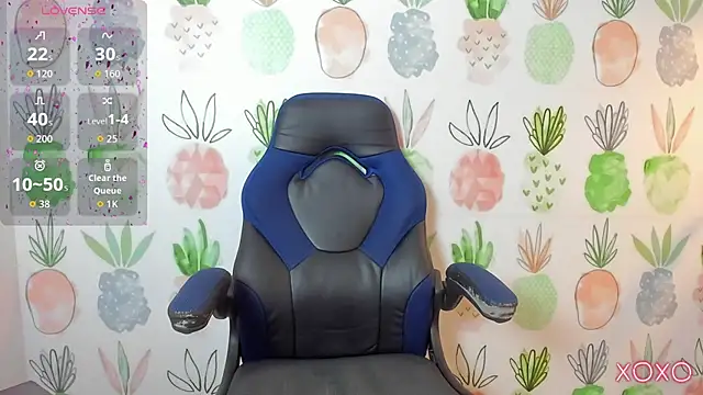 linda rios  online show from September 25, 7:45 pm