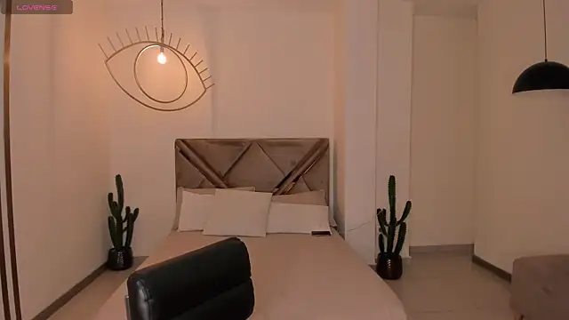 BellaCarteer  online show from April 10, 8:26 pm