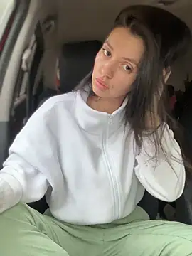 JulliaVegas online show from October 4, 2:17 am