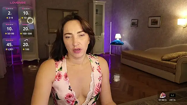 AnneHaddaway online show from October 21, 8:02 pm