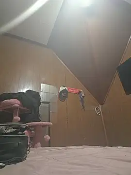 carmelbbyx22 online show from April 16, 11:51 pm