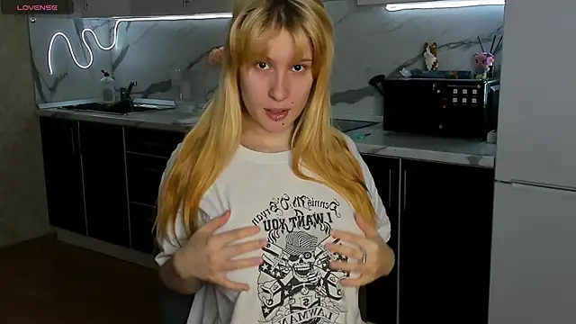 Sweet white chocolate online show from February 17, 6:13 am