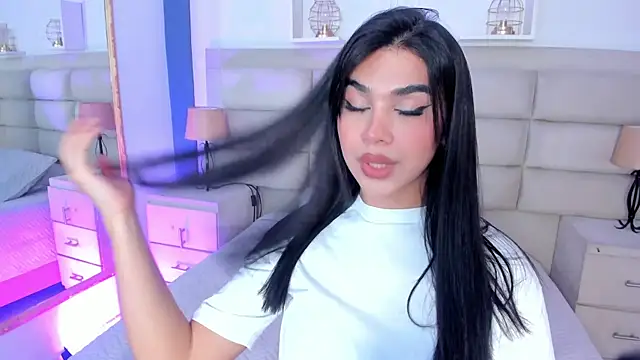 RoseCassie online show from September 24, 1:10 pm