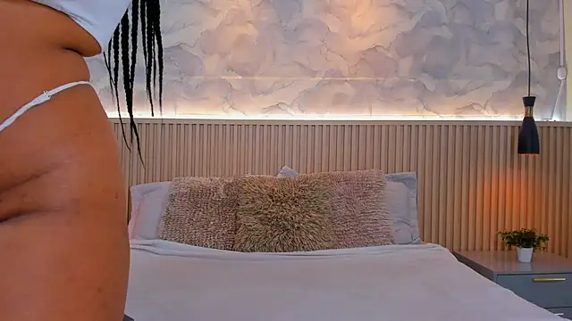 AinaraJimenez online show from October 14, 8:55 pm