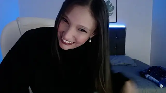 mia collens online show from September 19, 2:54 am