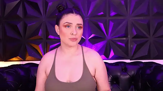 AnikaRomanoff online show from November 17, 4:02 am