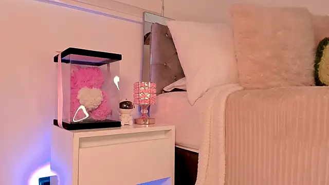 Alissonroses online show from December 20, 7:18 pm