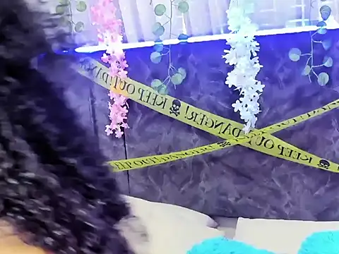 CintiaWalker online show from October 22, 12:43 pm