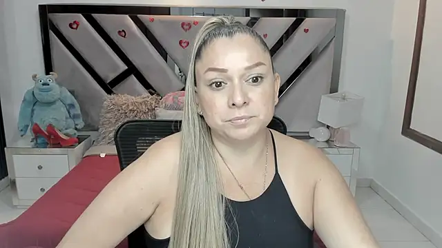 natalia5560 online show from November 1, 1:26 pm