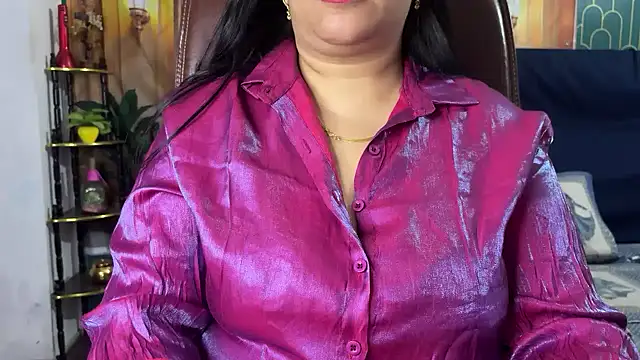 FlatVincy4 online show from March 18, 9:03 am