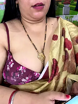 FlatVincy4 online show from November 17, 5:13 pm